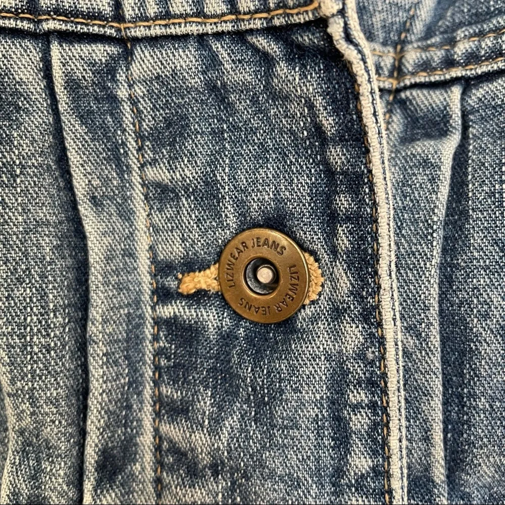 Liz Claiborne vintage Jean Jacket Size large - Image 6