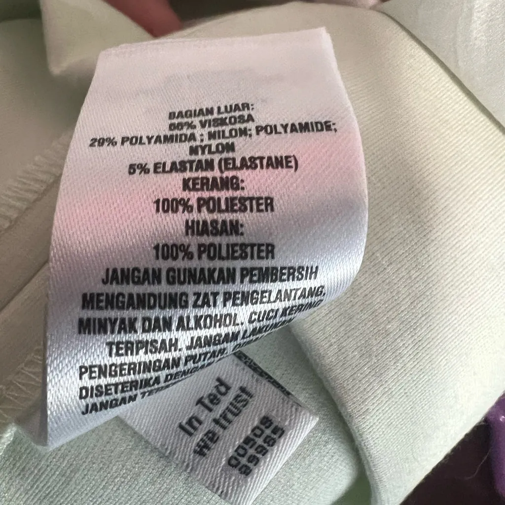 Ted Baker London Dahnni Ted Baker London
Sugar Sweet Floral Tunic Dress - Image 4