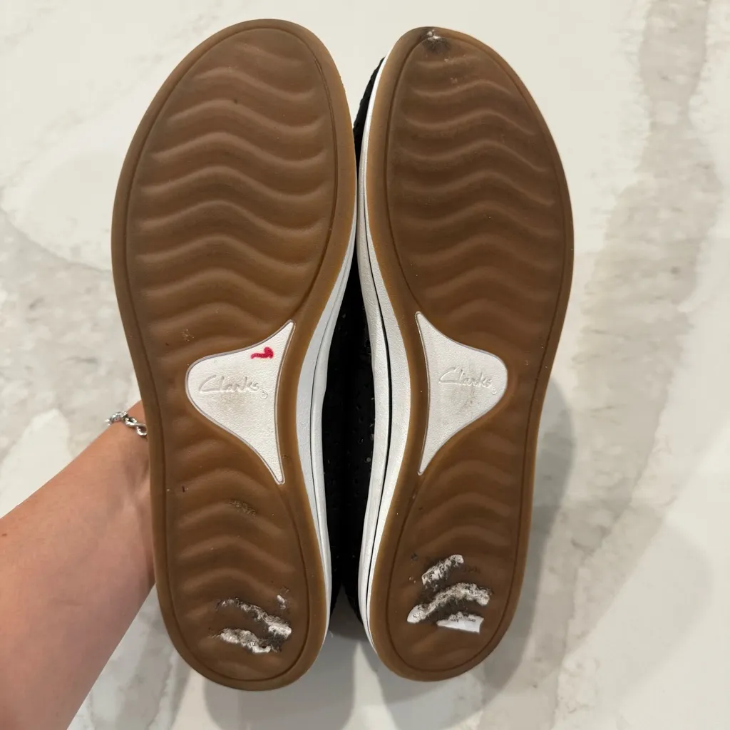 Clark’s Cloudsteppers Breeze Emily Slip On Casual Shoes Women’s 8M Black Comfort Size 8 - Image 8