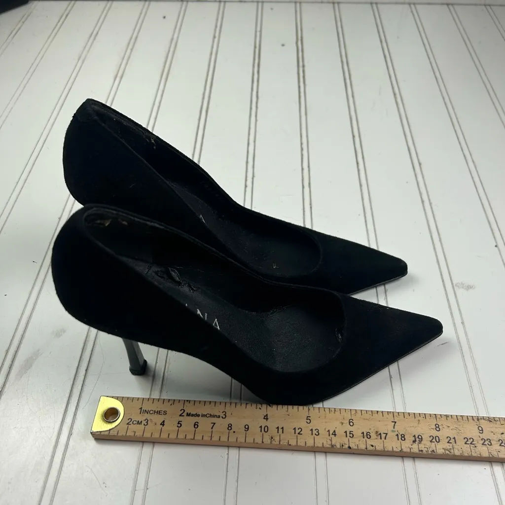 Diana Black Suede Pointy Toe Dress Heels Women’s Size 5 - Image 9