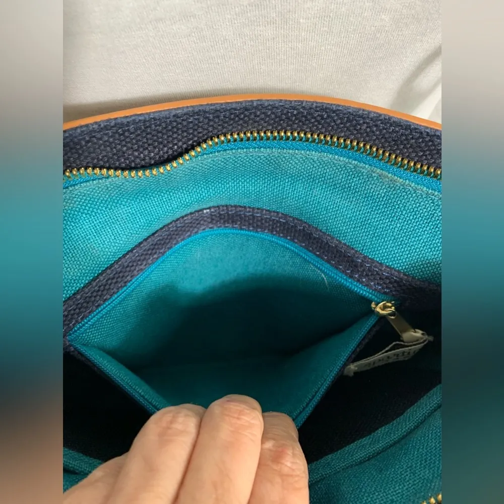 Spartina 449 Mareena hipster crossbody bag blue and gold - Image 9