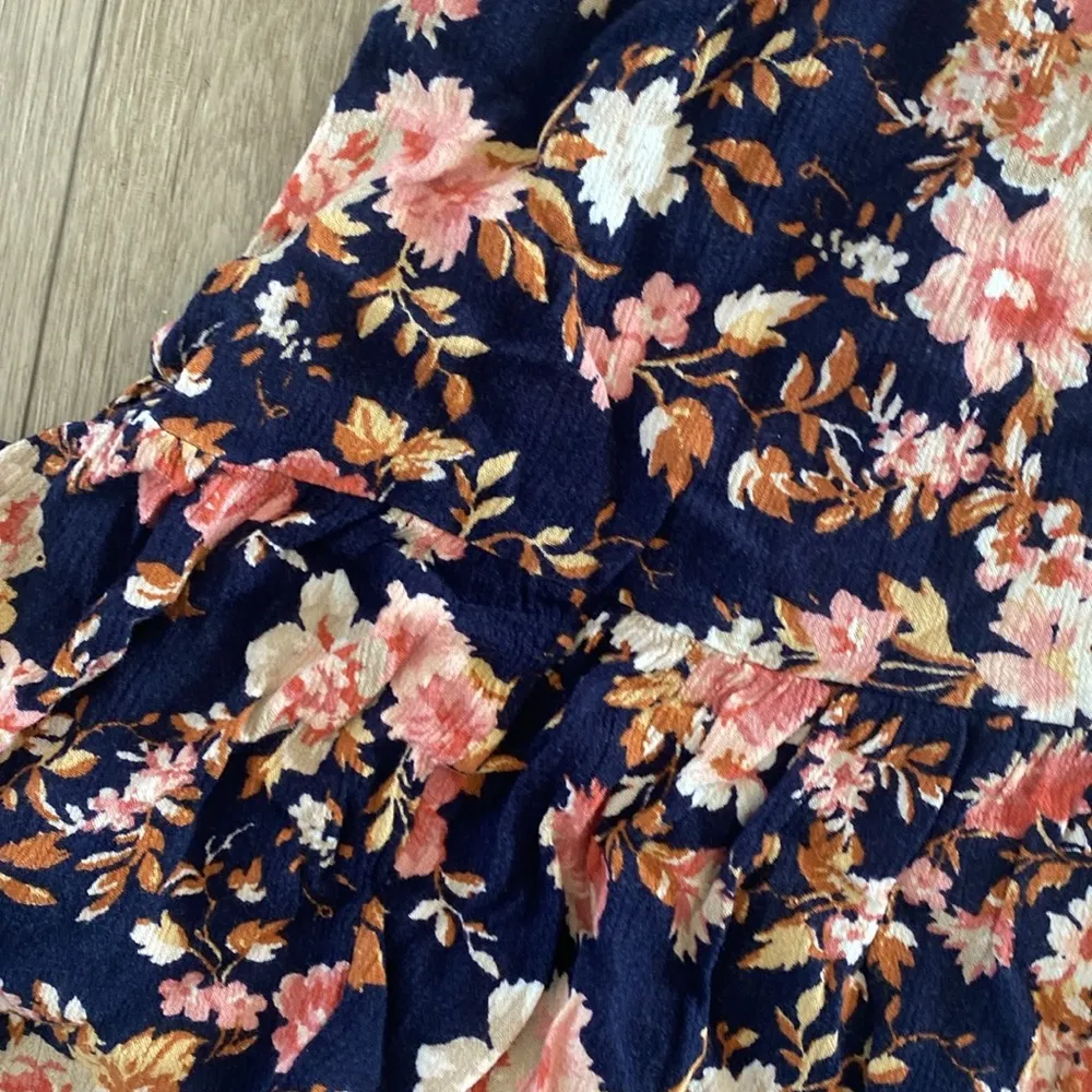 American Eagle Women’s mini dress floral tiered size small - Image 2