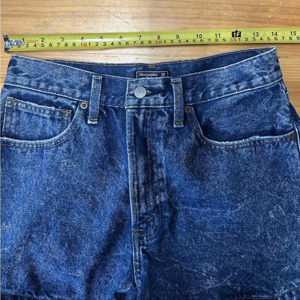 Abercrombie & Fitch Sz 8 Natural Rise Acid Wash Blue Jean Shorts 28” - Image 4