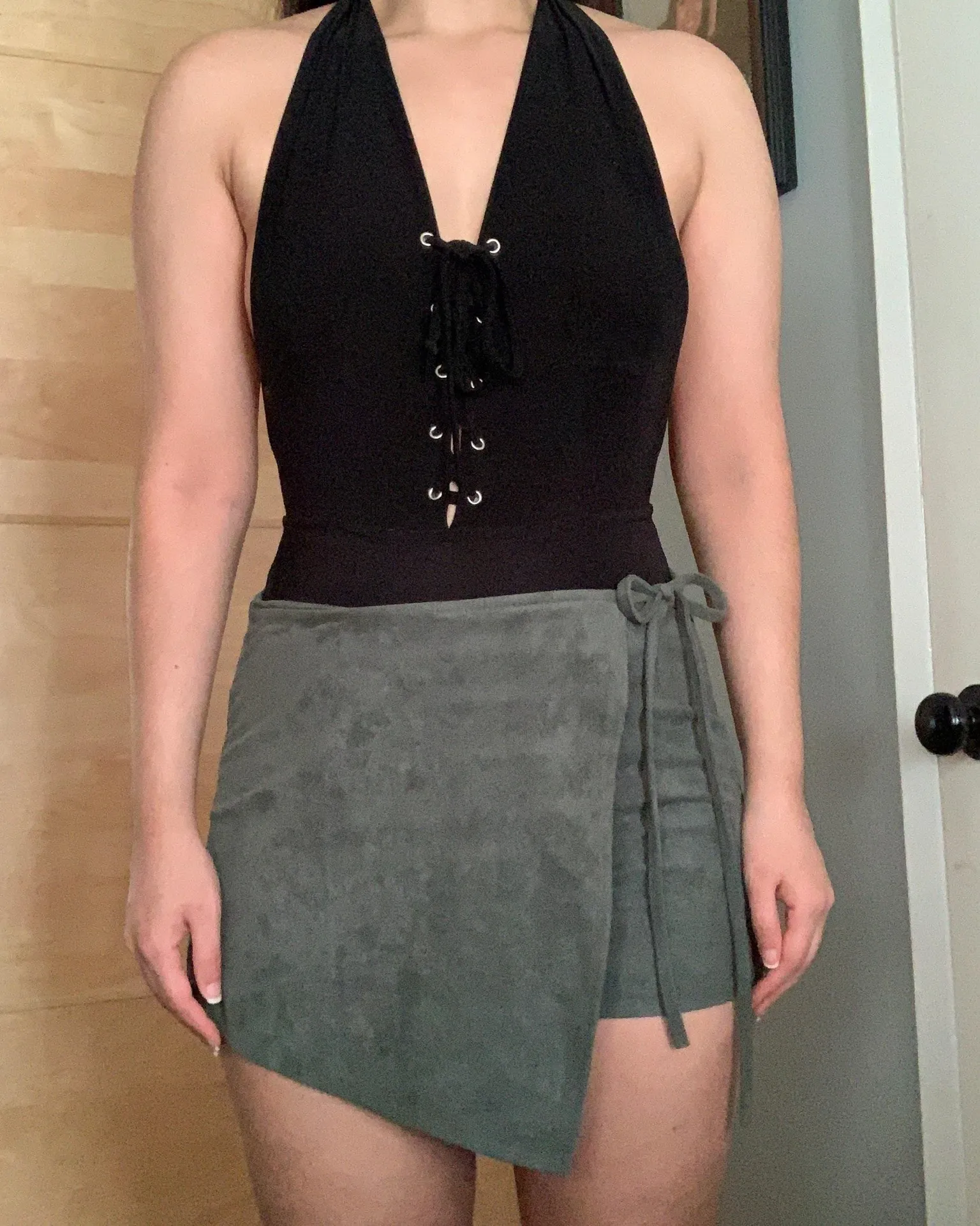 olive green/ khaki faux suede wrap tie front mini skort Skirt - Image 4