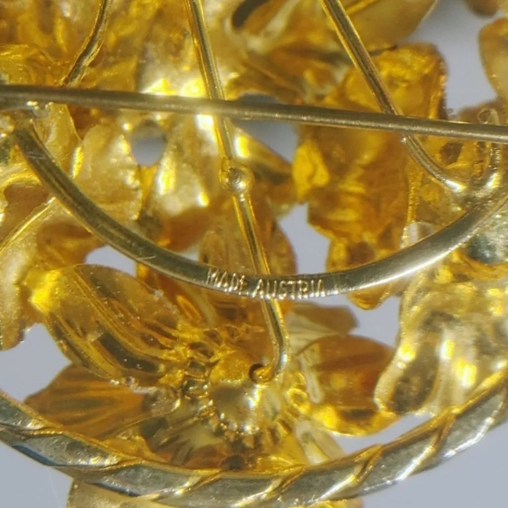 Gold Floral Brooch Vintage West Germany Faux Pearl Accents Made In Austria Size 2 - Image 4