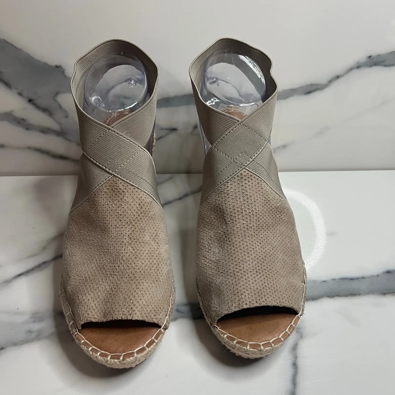 Gentle Souls Women's Neutral Suede Espadrille Wedge Colleen Sandals Sz 8.5 Beach - Image 2