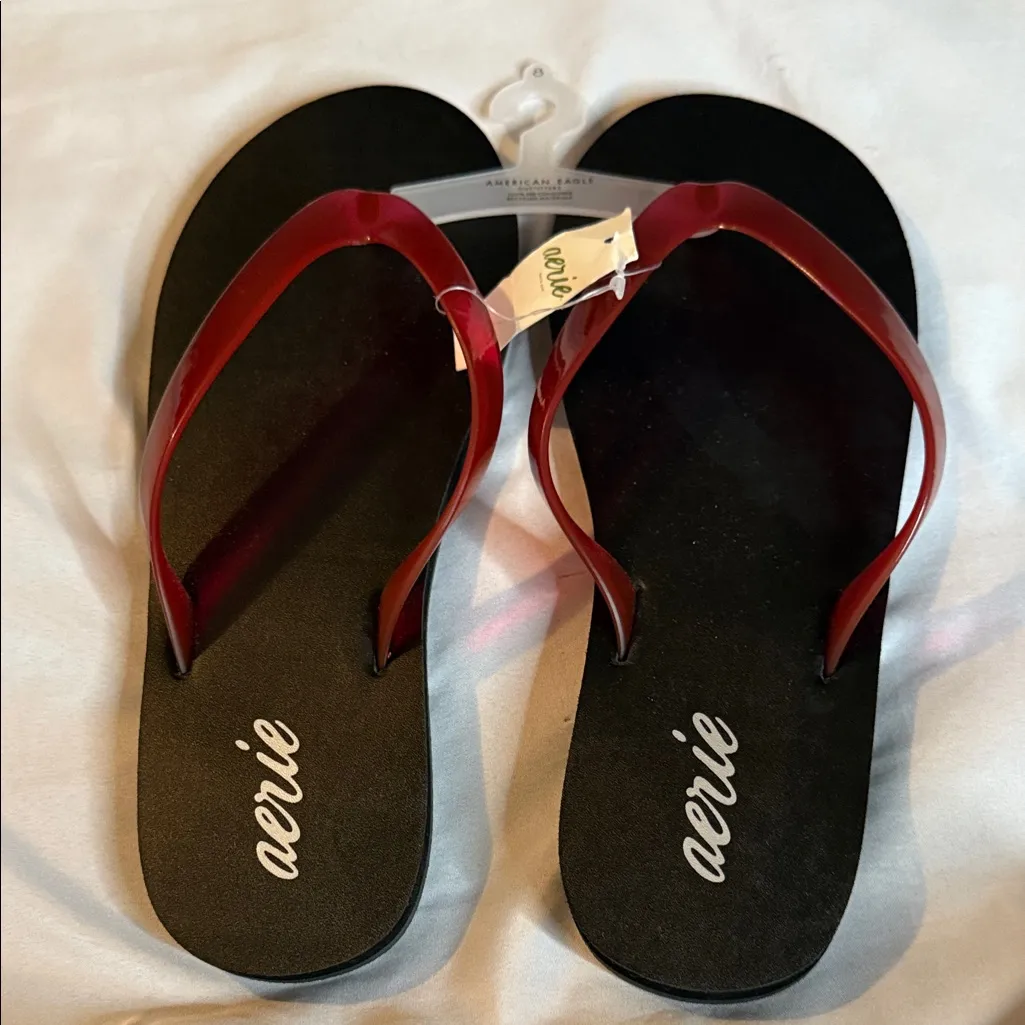 Aerie Women's Black and Red Sandals - Image 3