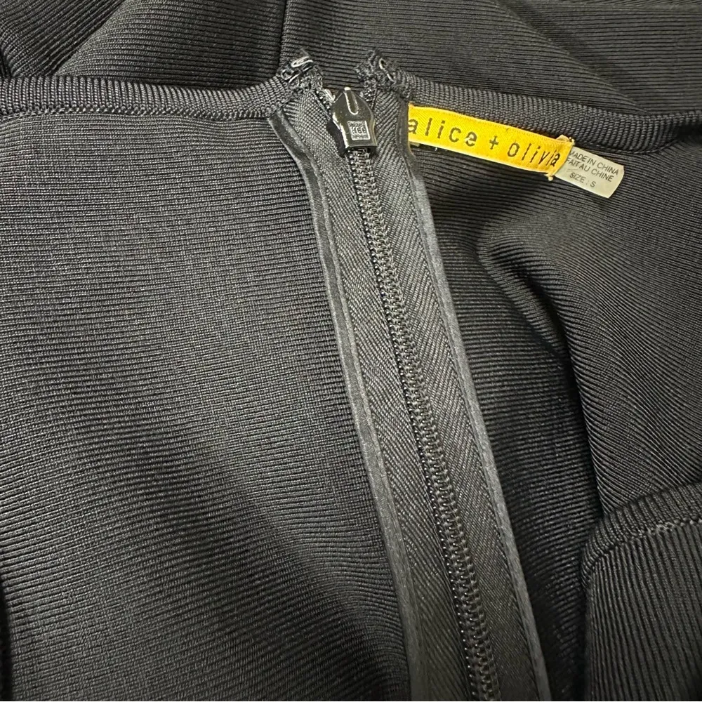 Alice + Olivia Black Bandage Bodycon Stretch Square Neckline Zip Back Dress S - Image 8