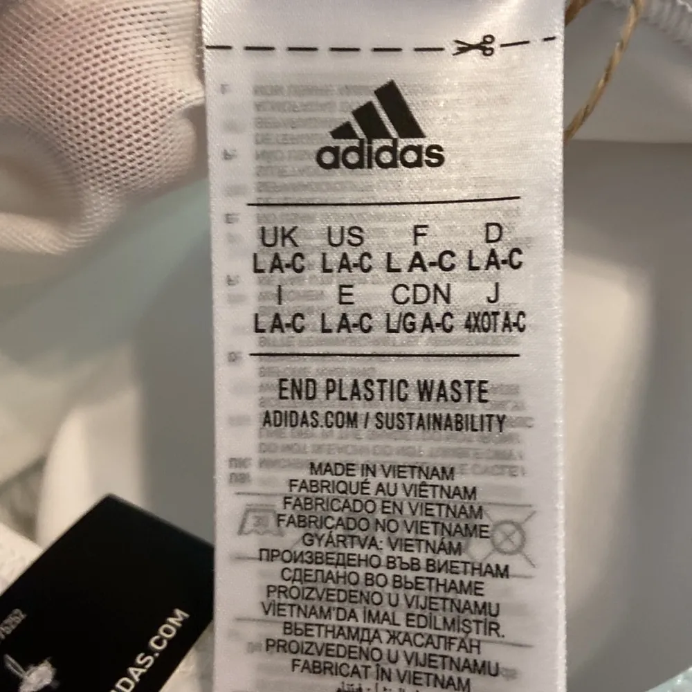Adidas Women's White Sports Bra brand new with tag - Image 5