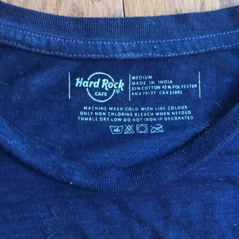 Hard Rock Cafe navy cap sleeve tee - Image 3