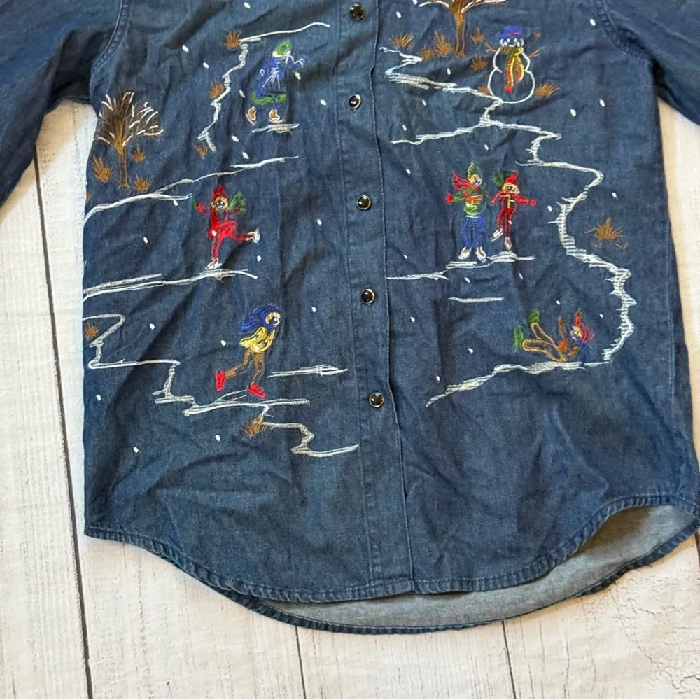 BILL BLASS Vintage Denim Button Down Embroidered Winter Ice Skate Shirt Size M - Image 3