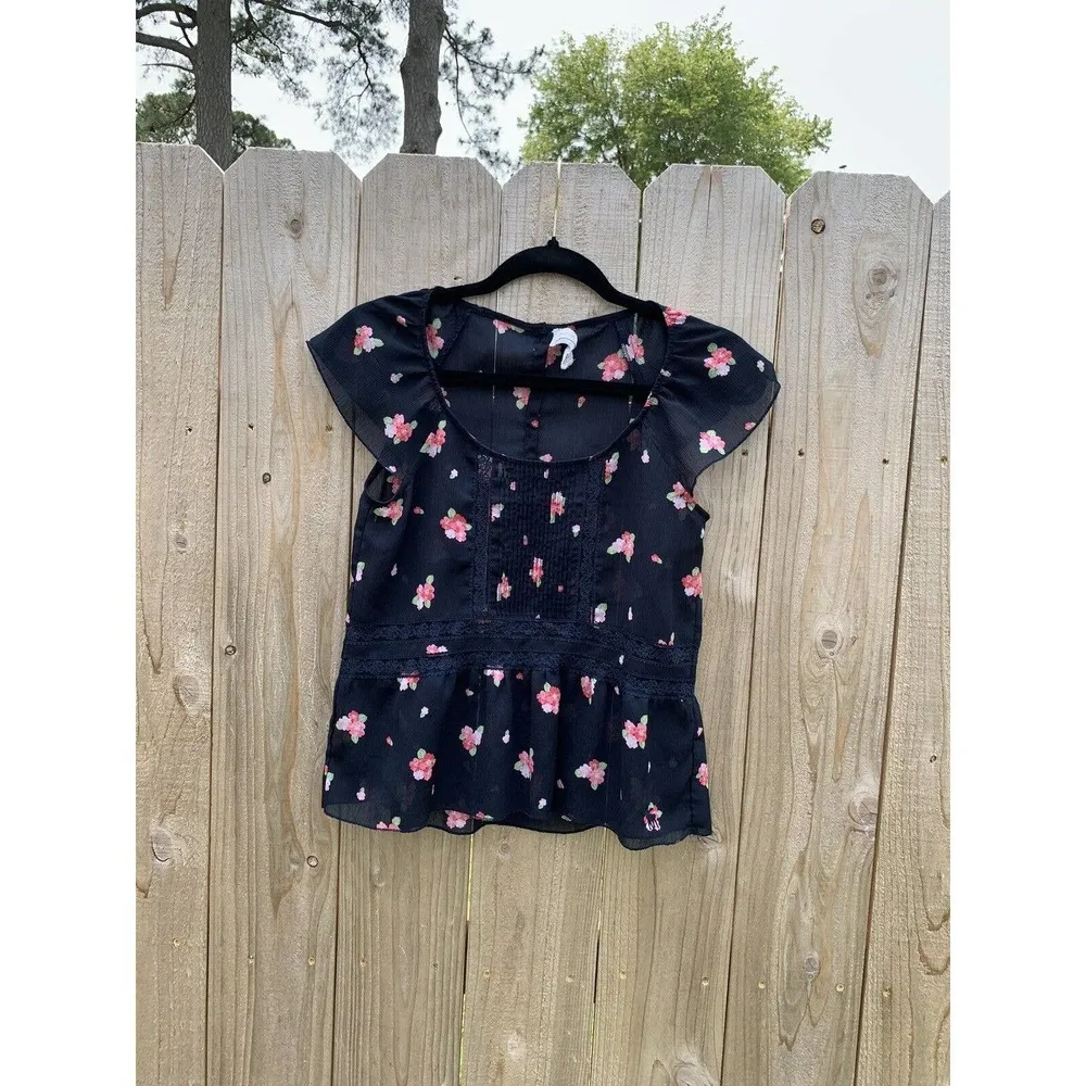 Abercrombie & Fitch Fluttery‎ Floral Airy Short Sleeve Blouse Shirt Xs Navy - Image 3
