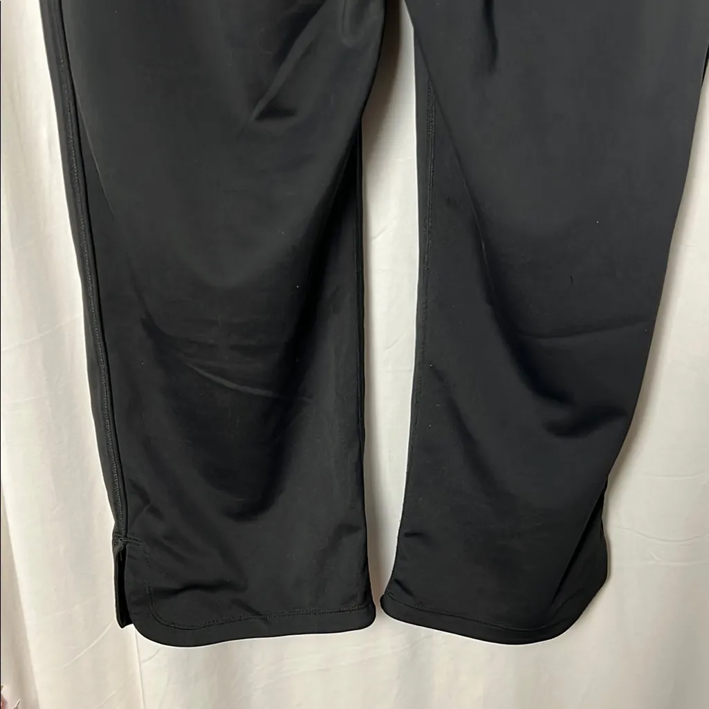 New Balance Lightning Dry Black Capri Leggings Size Medium - Image 6