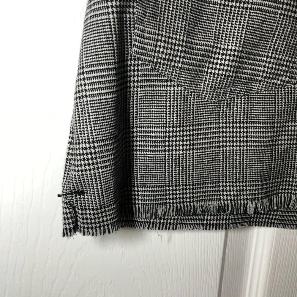 Brandy Melville John Galt Black and White Plaid Houndstooth Mini Skirt OS (0/2) - Image 10