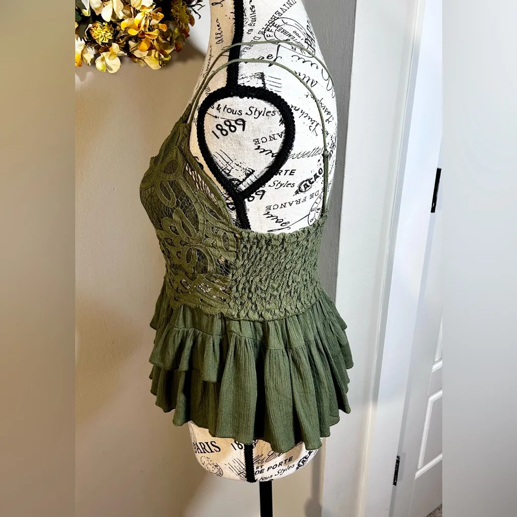 Free People One Adelia Lace Double  Ruffle  Lace Top in Olive Sparrow Sz L 💛 - Image 6