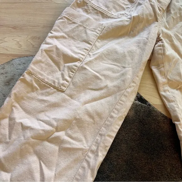 ANTHROPOLOGIE Tan Carpenter Cargo Pants Paperback Pants Size‎ Medium - Image 4