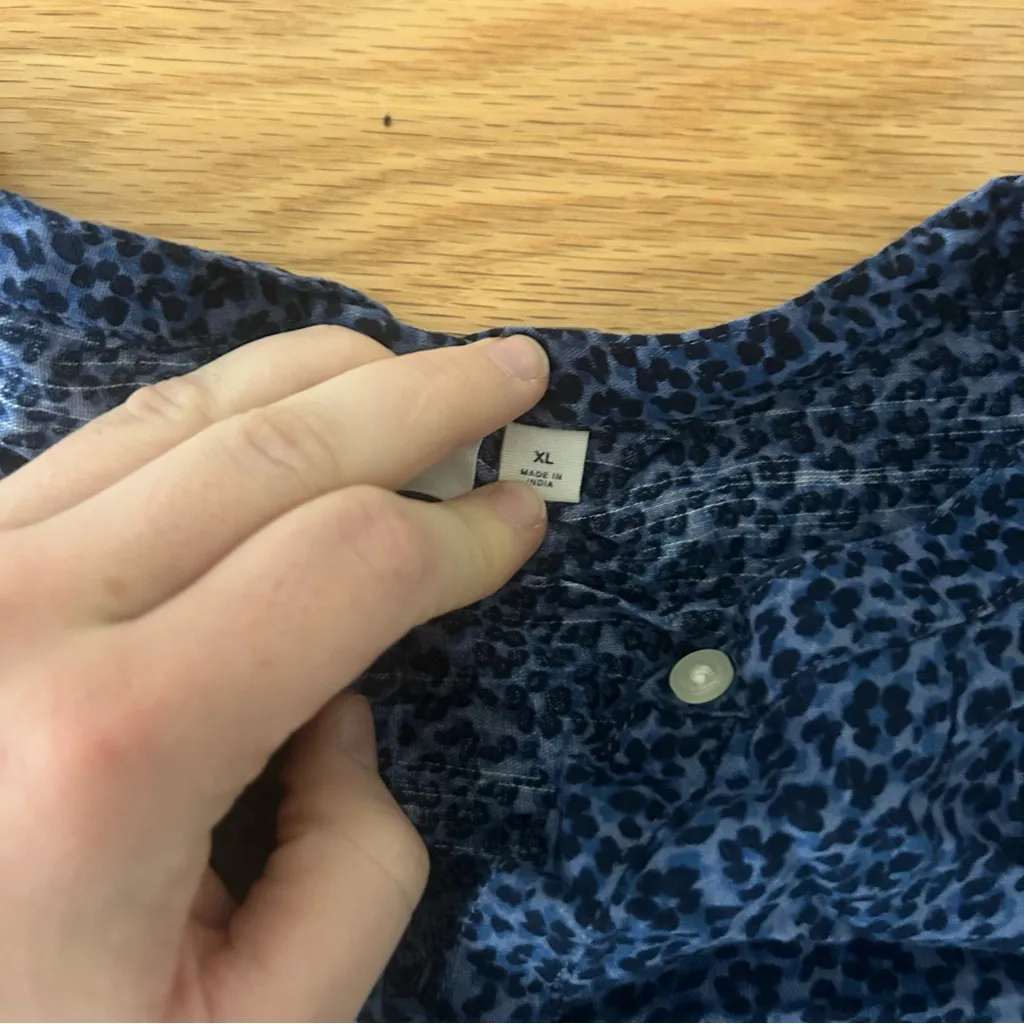 GAP Blue Animal Print Shirt - Image 3