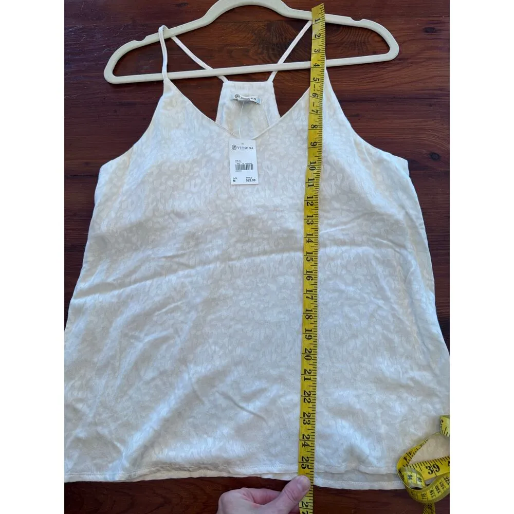Versona slinky cami v neck cream size medium NWT - Image 9
