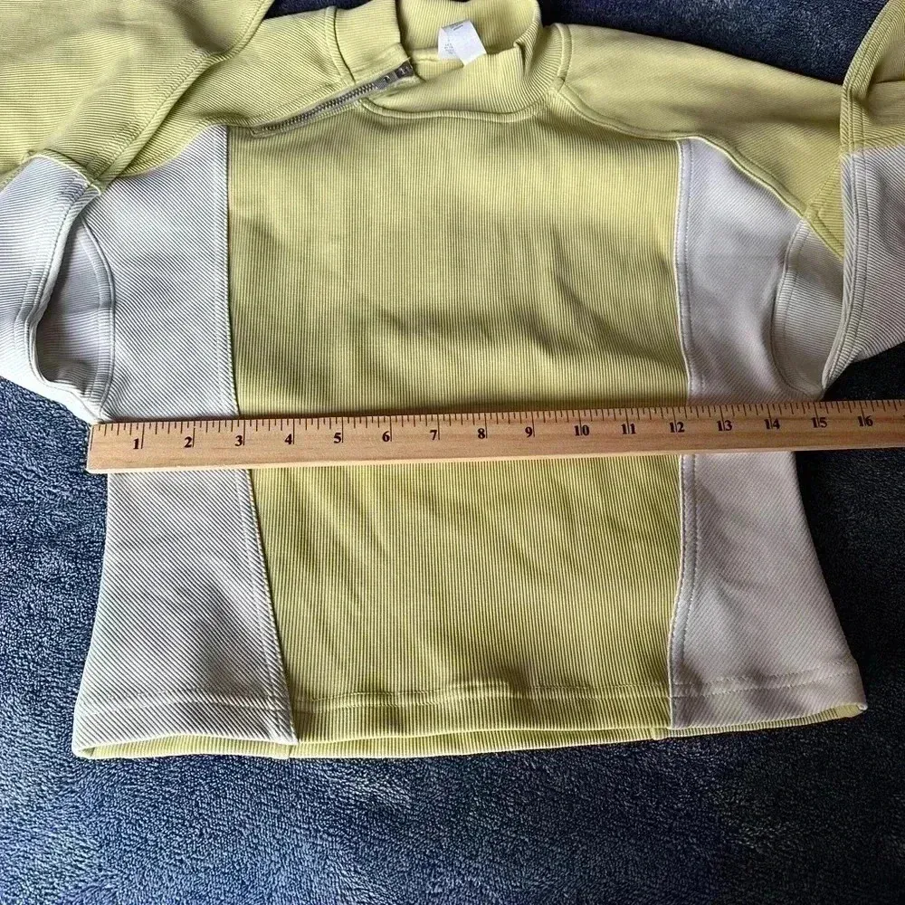 Lululemon Rubbed Luxtreme Wide-sleeve Pullover size Small - Image 5