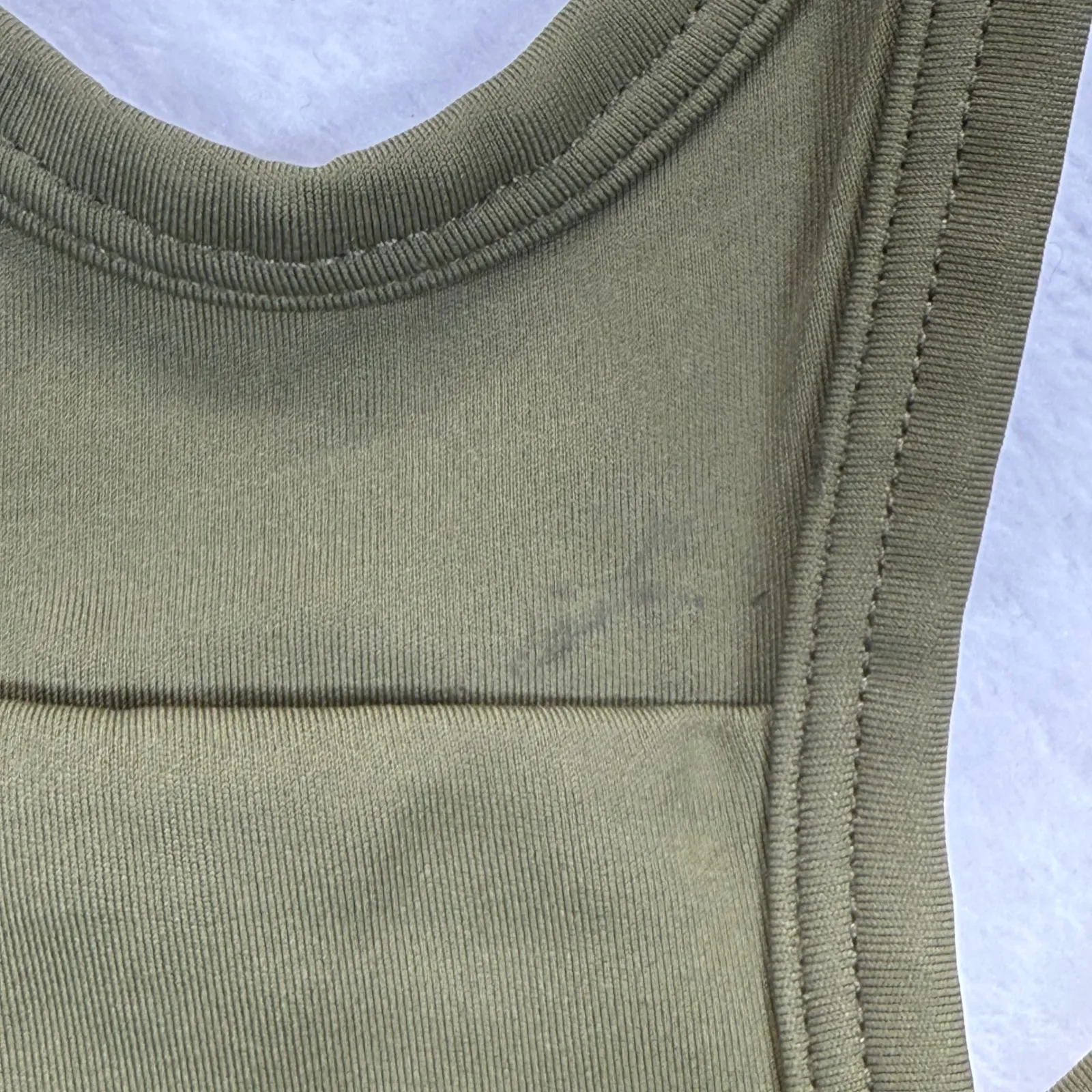 Varley‎ Sports Bra Olive Green Racerback Breathable Athletic Top XS - Image 7