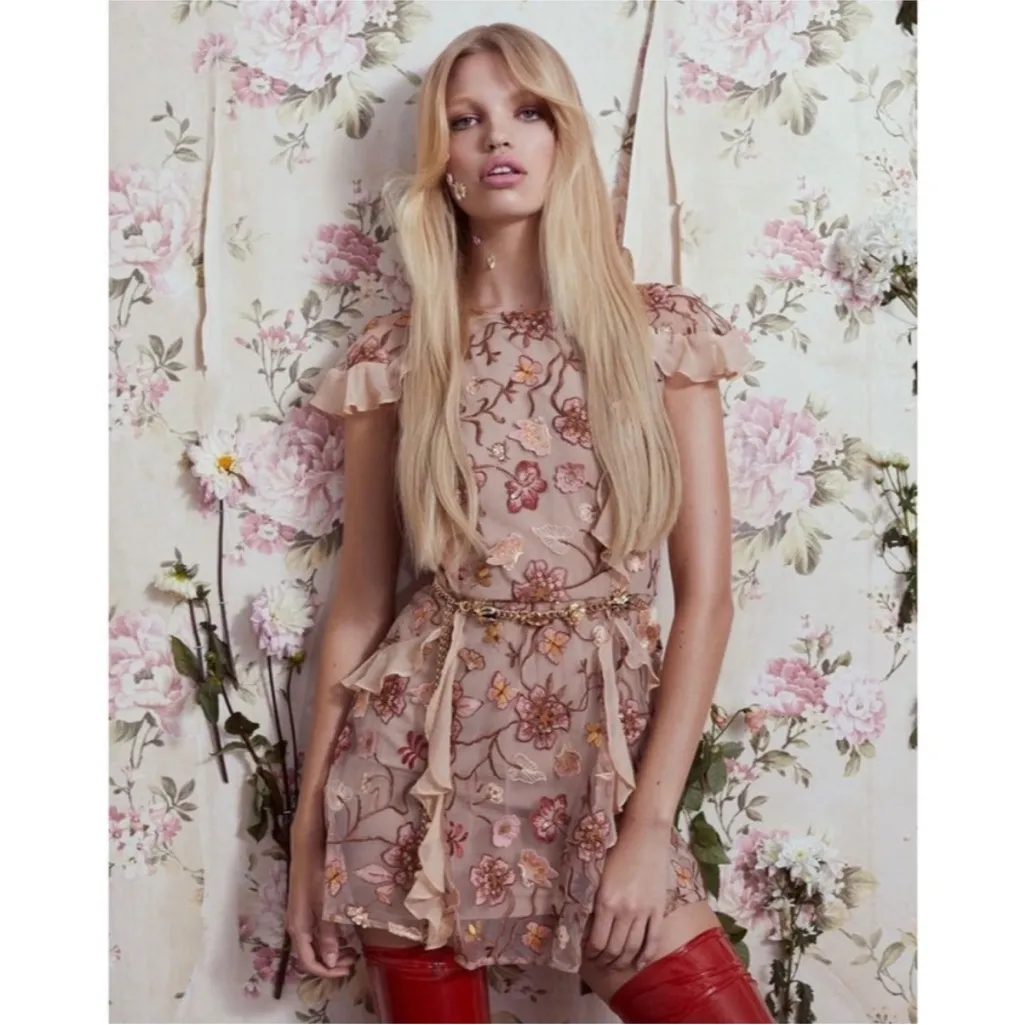 For Love and Lemons Botanic Short Sleeve Dress medium - Image 5