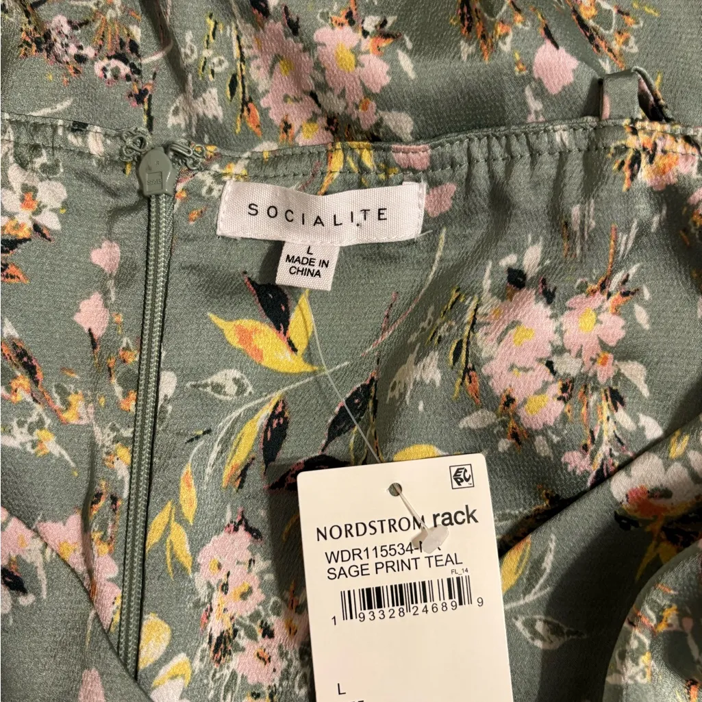 🌸 Socialite Sage Floral Midi Dress 🌸 - Image 2