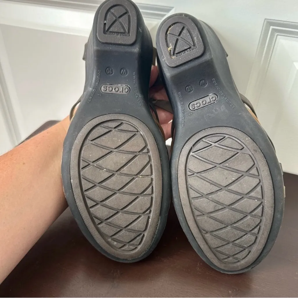 Crocs Huarache Brown Gold Strappy Wedge Sandal Shoes Womens Size 10 - Image 7