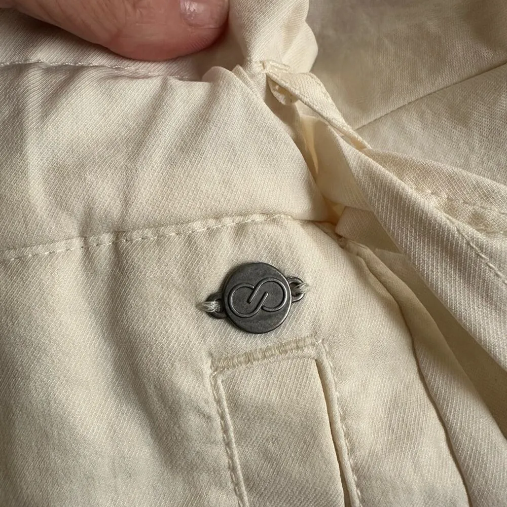 Calia by Carrie Underwood Butter Yellow Paperbag Wrap Skort Shorts Small - Image 4