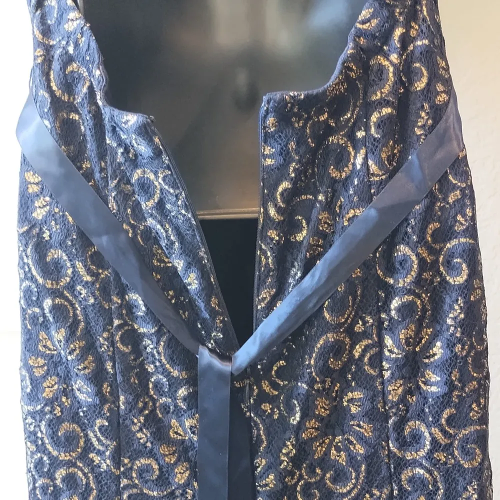 Betsy Adam Navy Blue Low Back Gown Size 6 Prom Dress Party Cocktail - Image 6