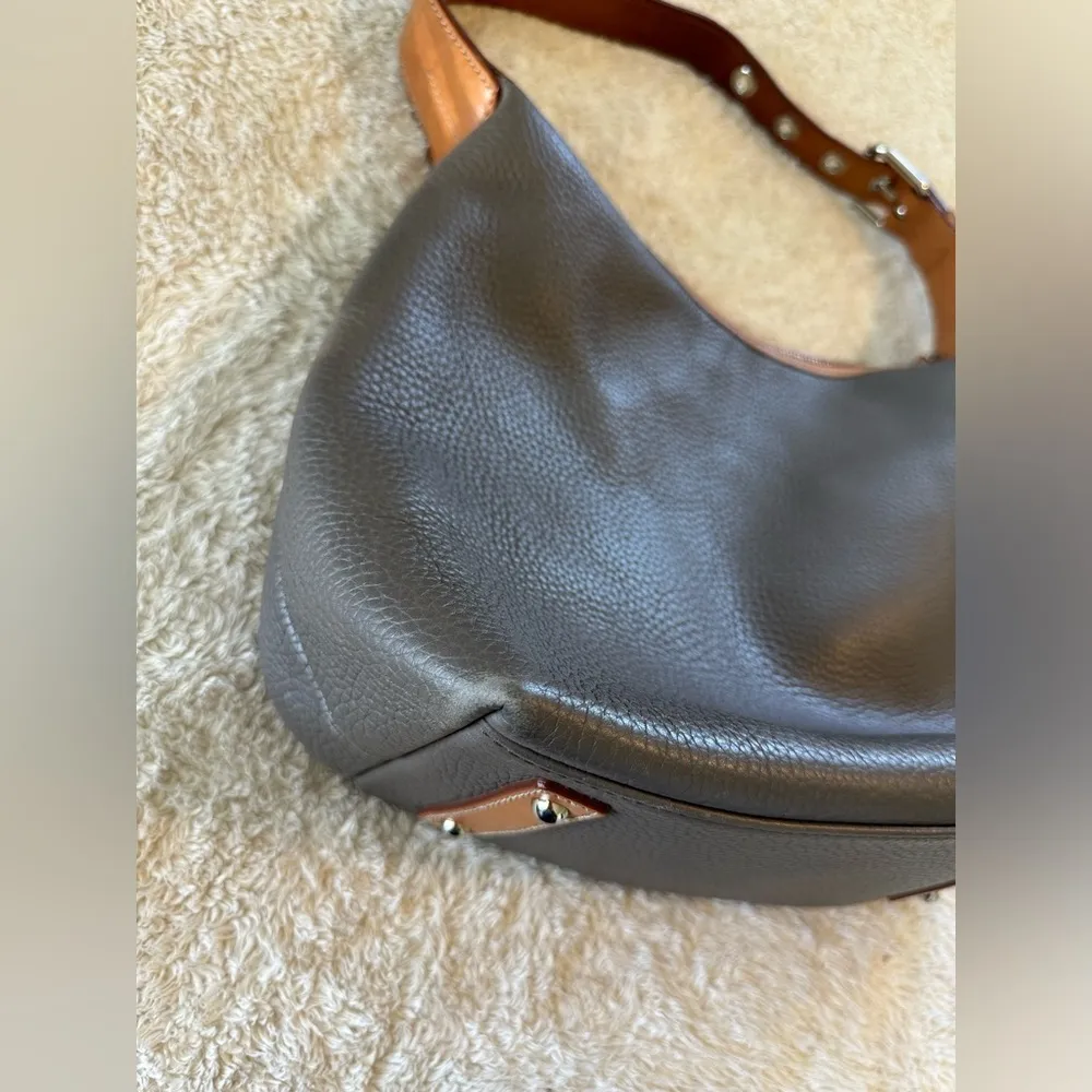 Dooney & Bourke pebbled leather gray purse - Image 11