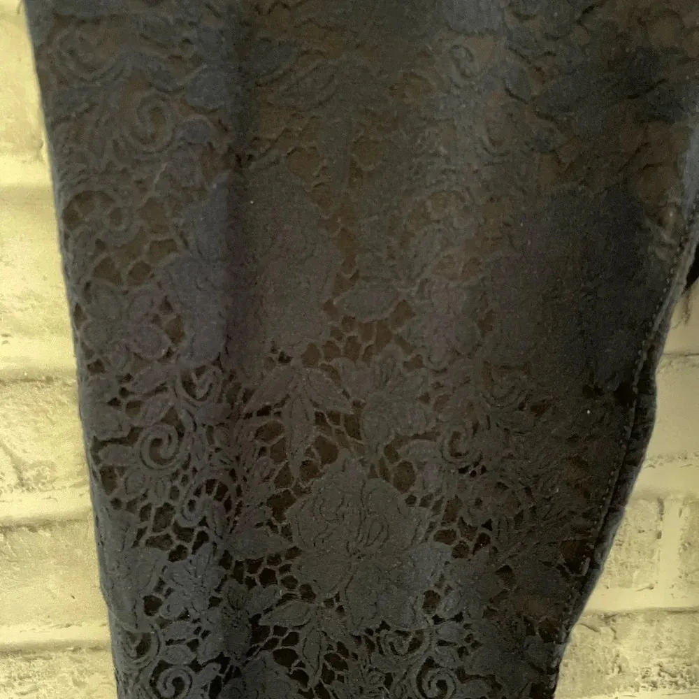 Women’s Jen7 for all mankind black/blue lace patterned pants 12 - Image 3