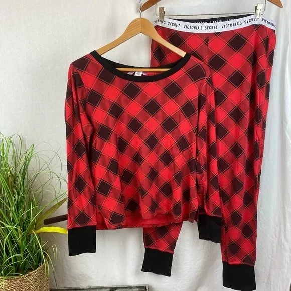 Victoria's Secret Black & Red Plaid Thermal Pajama Top & Pants Set L - Image 2