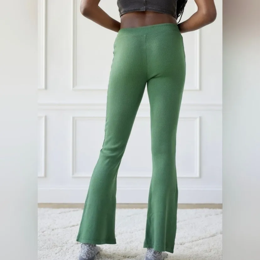 Urban Outfitters Out From Under Lola Green V Front Ribbed Flare Leg Pants Sz.S - Image 3