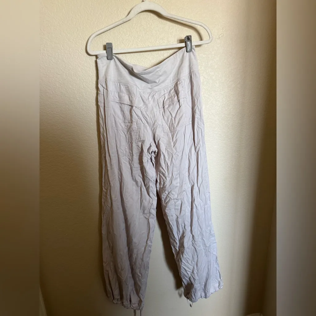Lululemon Drishti Pant‎ Size 12 in Dune - Image 6