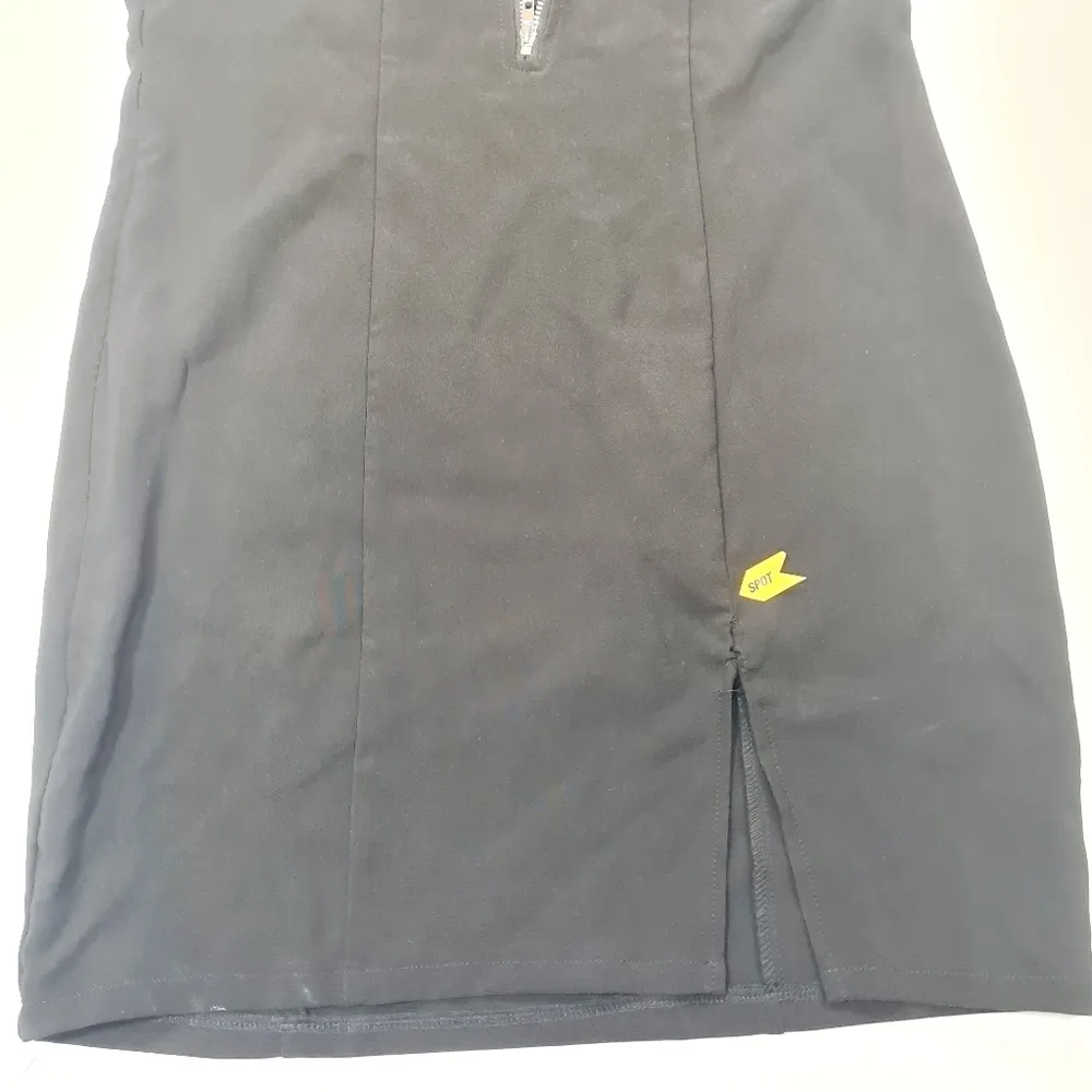 Superdown Greta Zip Up Dress in Black - Image 7