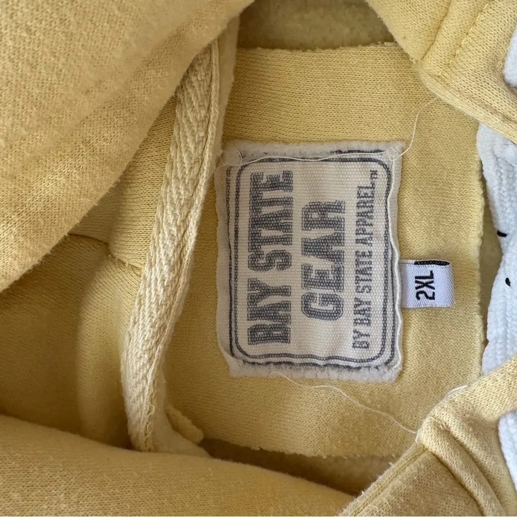 Yellow Boston Massachusetts Hoodie Size XXL - Image 3