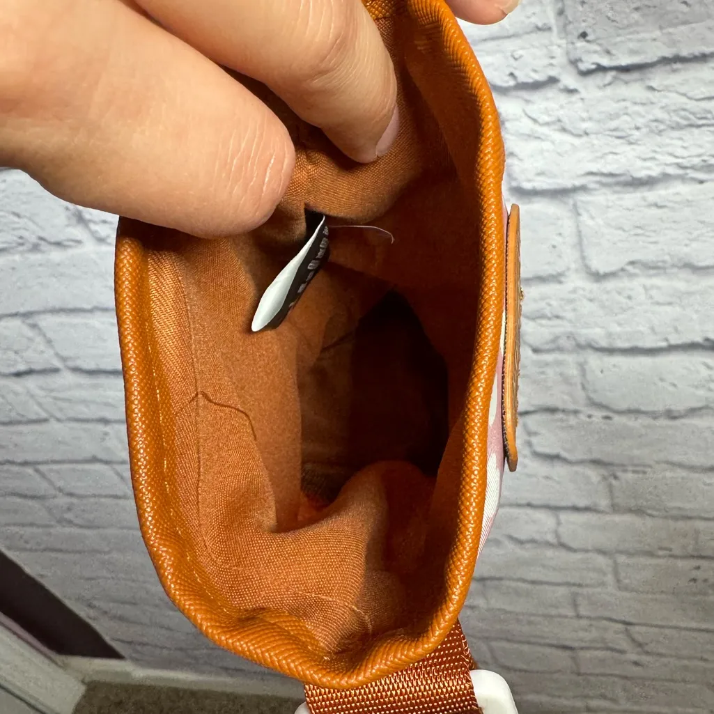 Bioworld Disney Mickey Minnie Pink Polka Dot‎ Water Bottle Crossbody Pouch - Image 4