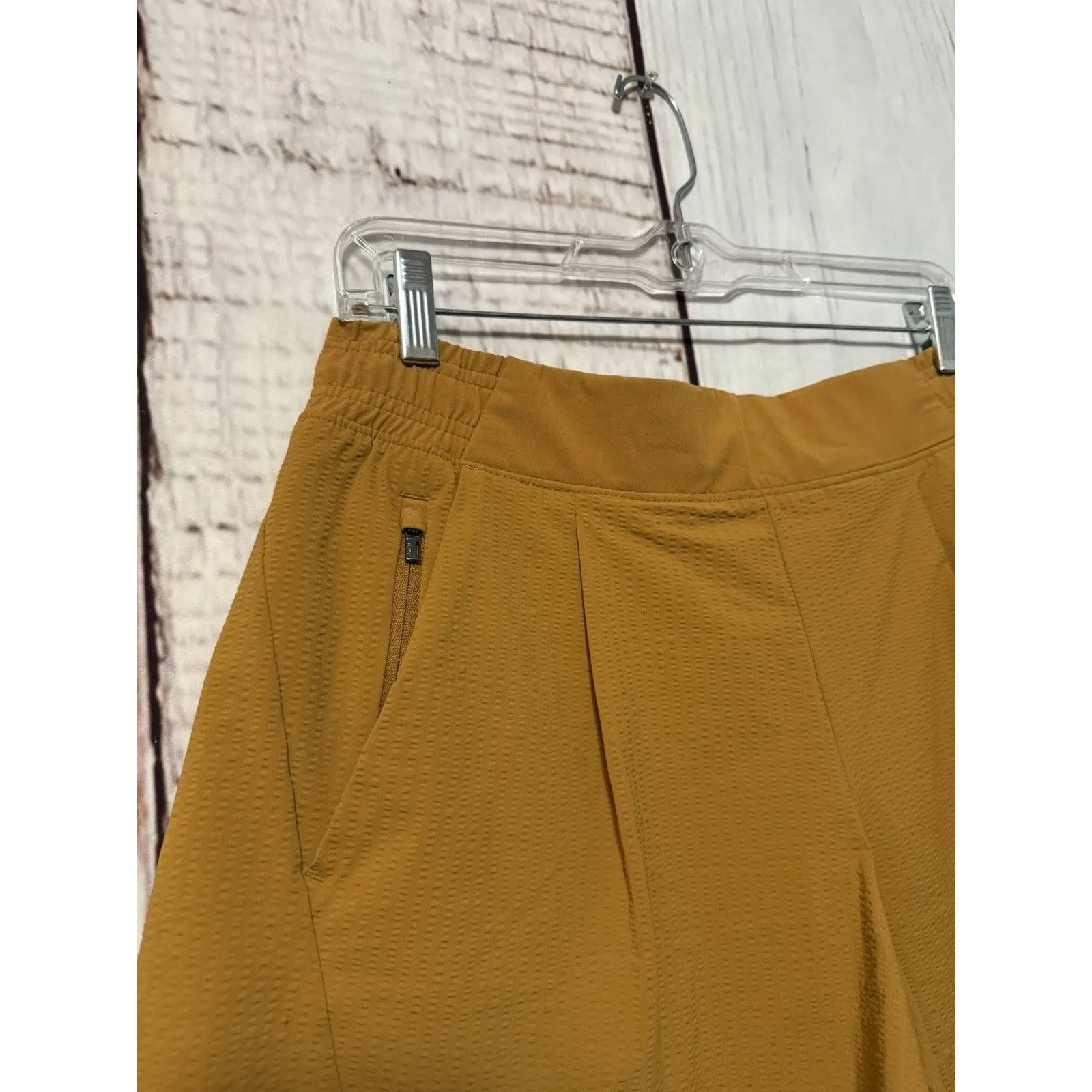 Athleta Textured Brooklyn Short Hi Rise Pull On Casual Pockets Tuscan Gold Sze 6 - Image 5