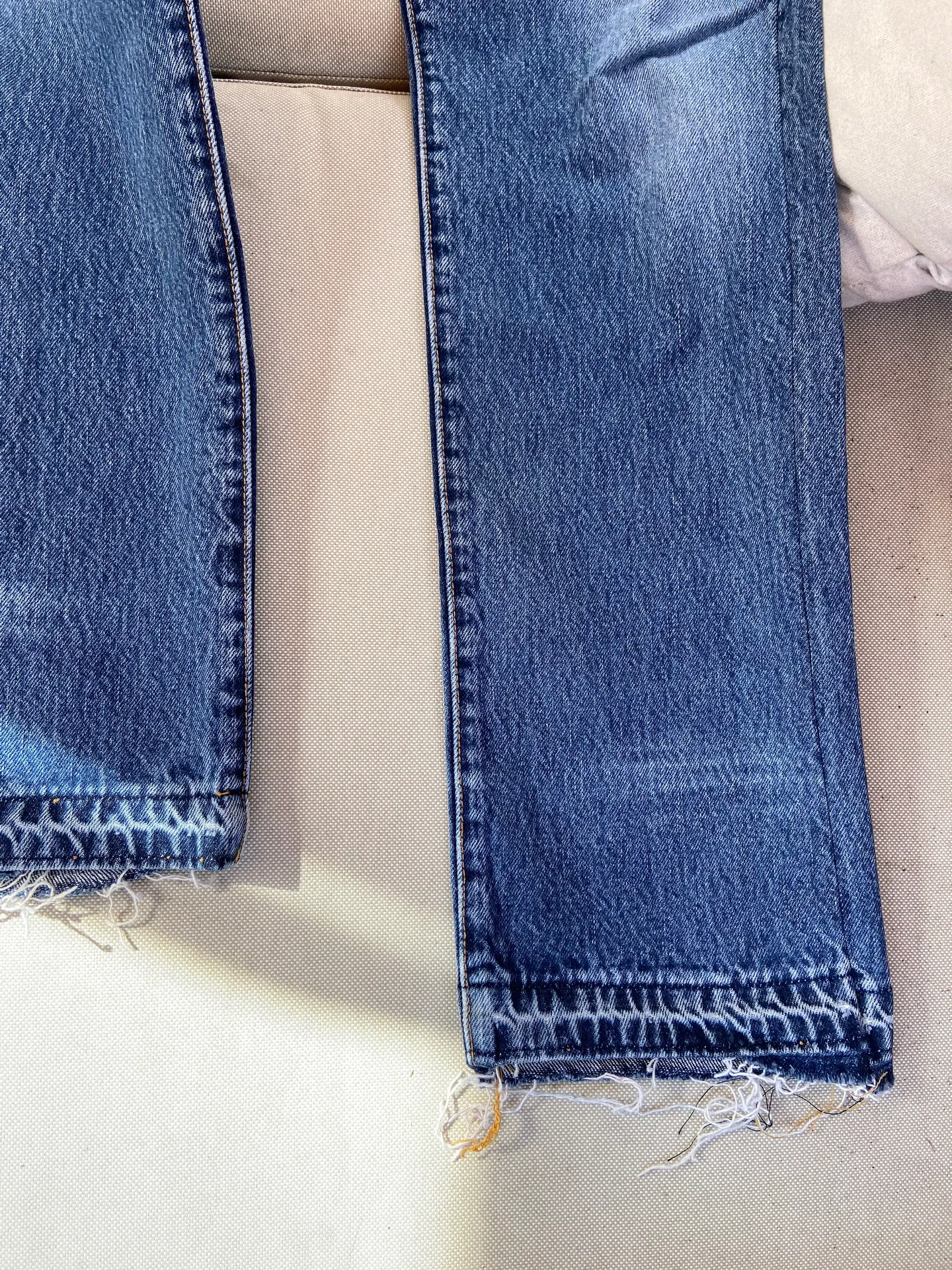 Vintage High Waisted Jeans - Image 7