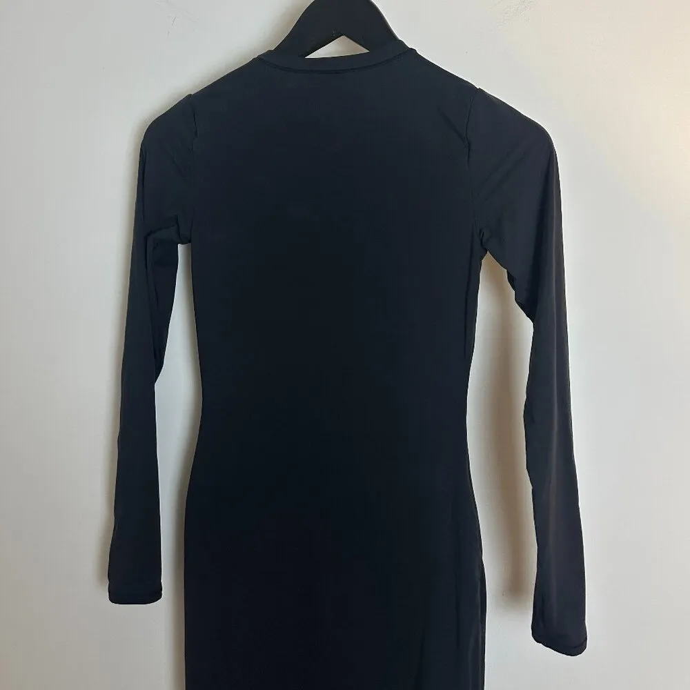 SKIMS Fits Everybody Long Sleeve Crewneck Dress in Onyx Black Size Medium - Image 8