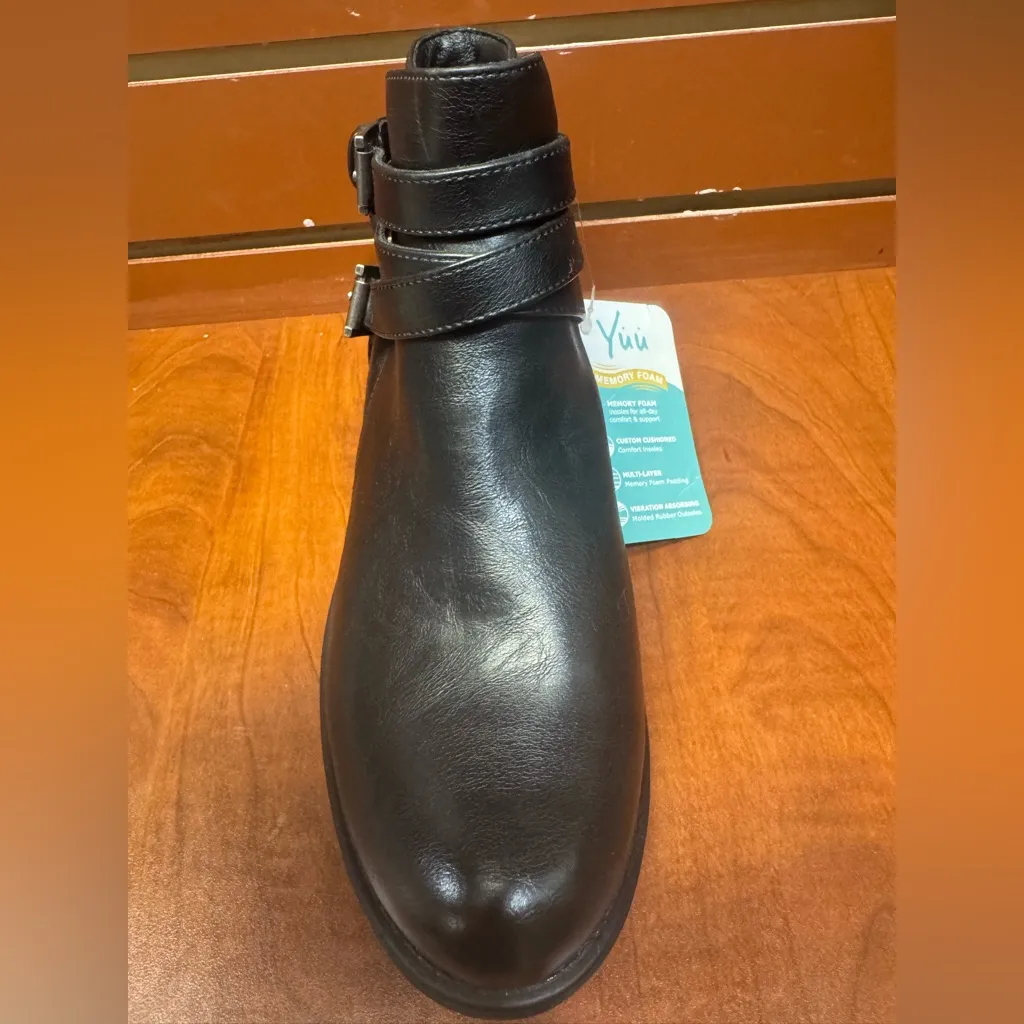 Yuu Black Ankle Booties with Straps Size 8 - Image 13
