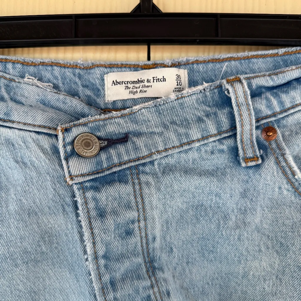 Abercrombie & Fitch Curve Love High Rise The Dad Short - Image 3