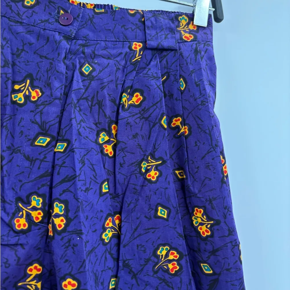Women’s Vintage 80s Retro Y2K High Waist Floral Pattern Purple Short Size 4(27) - Image 8
