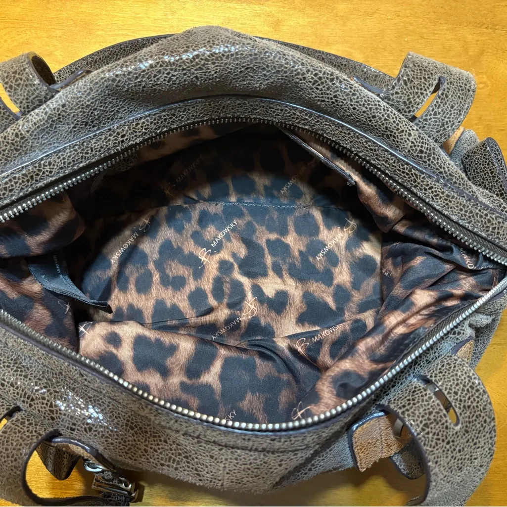 B. Makowsky Textured Brown and Tan Shoulder Bag - Image 4