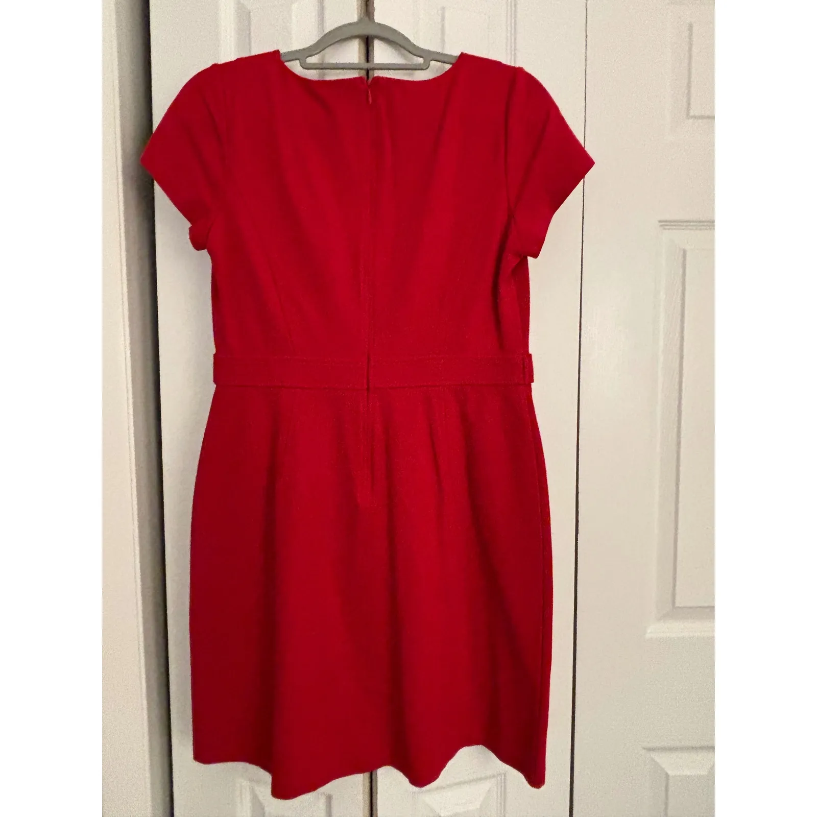 Talbots Red Ponte Sheath Dress Size 8P Classic Style, Gold Button waist accent - Image 7