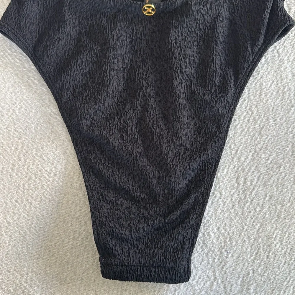 VIX Firenze Cleo One Piece, BRAND NEW, Size Large, $248 Black - Image 11