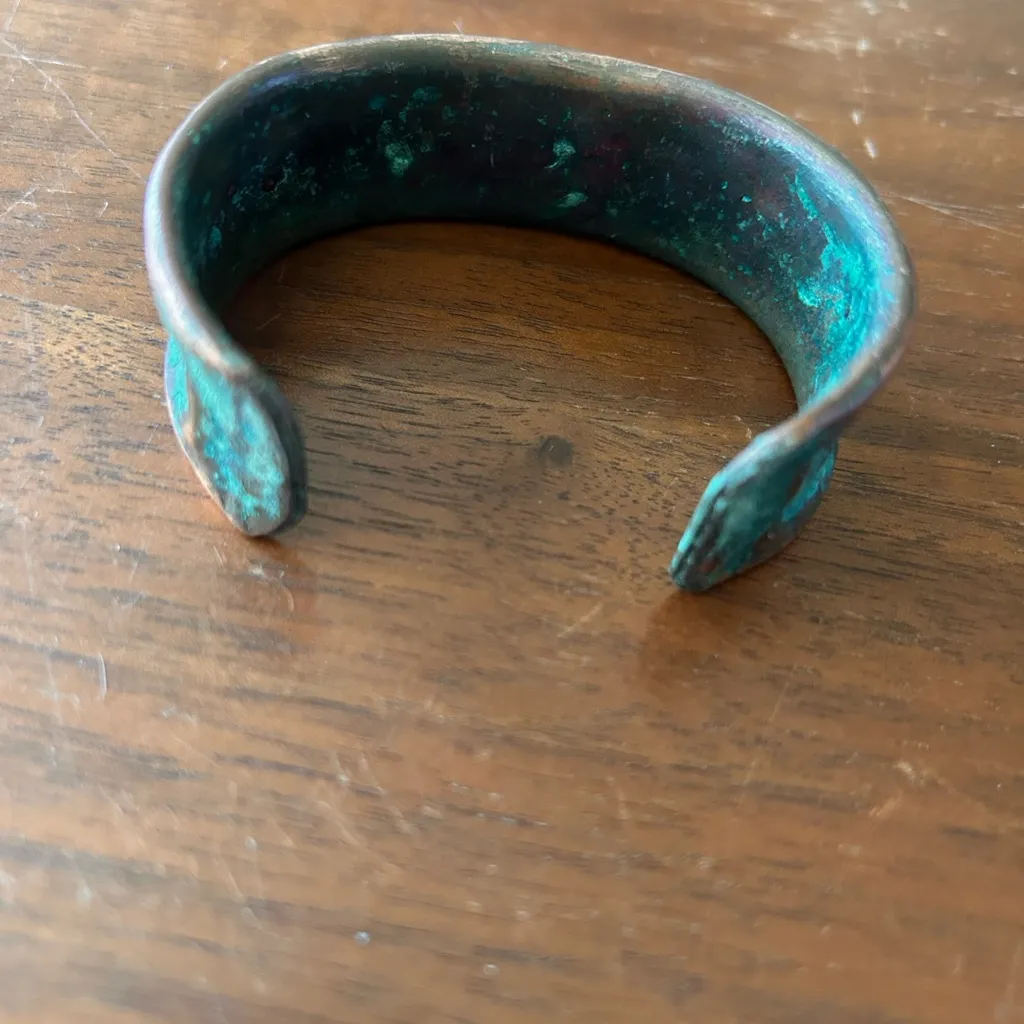 Vintage copper Verdigris patina cuff Gold - Image 5