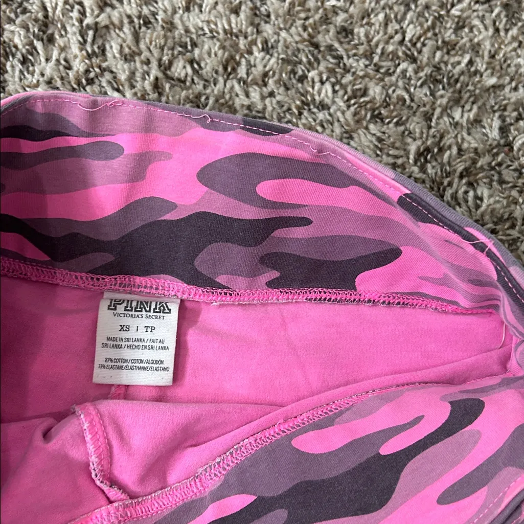 Pink Victoria's Secret Y2K Pink Camouflage Shorts Sz XS - Image 10