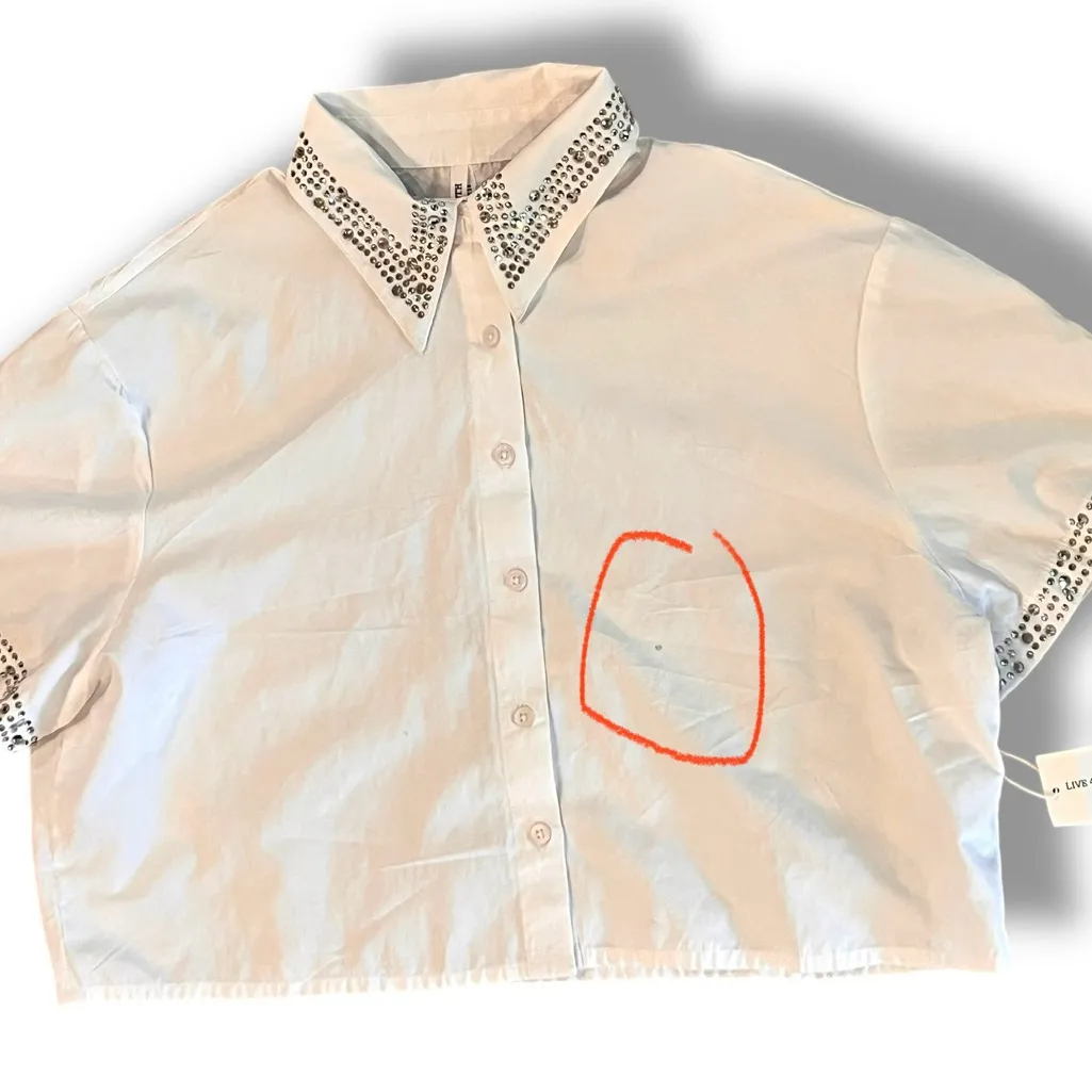 NEW! Live 4 Truth Women Button Up Large White W/ Rhinestone Embellishment NWT - Image 8