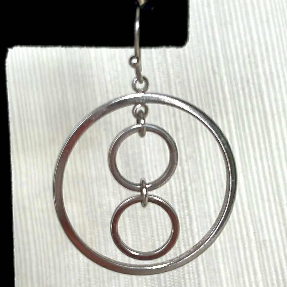 Simple Silver Tone Circle Earrings Silver - Image 3